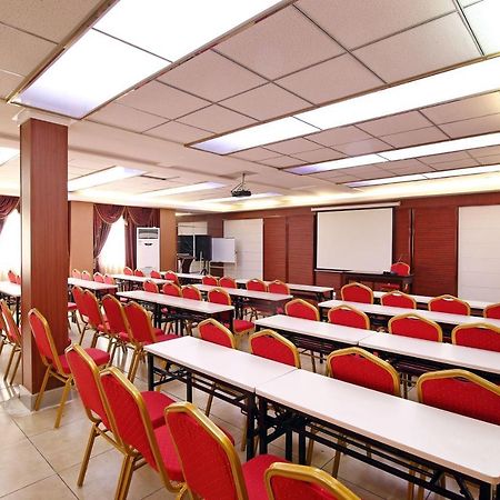 Qingdao Fu Yong Hotel מראה חיצוני תמונה