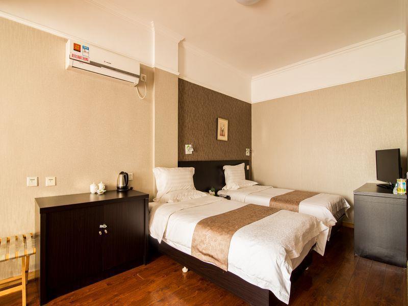 Qingdao Fu Yong Hotel מראה חיצוני תמונה