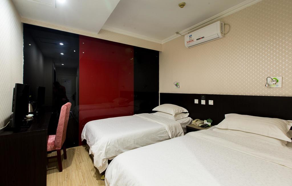Qingdao Fu Yong Hotel מראה חיצוני תמונה